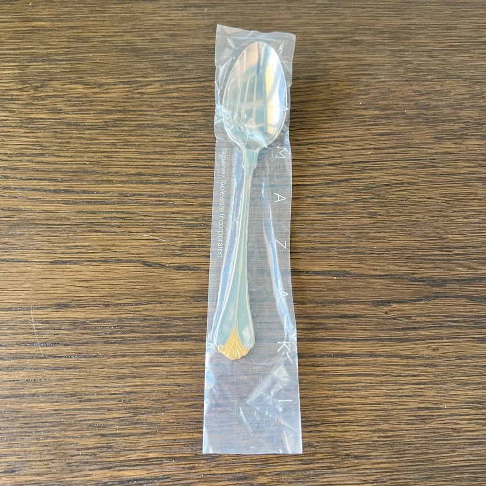 Yamazaki Cara Gold Accent Teaspoon 18/8 Stainless‎ Steel Japan Shell Tip NEW
